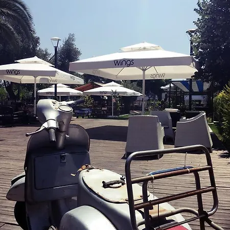 Avenue Butik Алачати