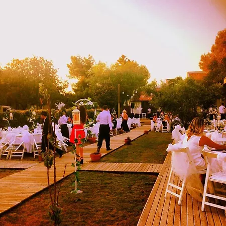 Avenue Butik Alaçatı